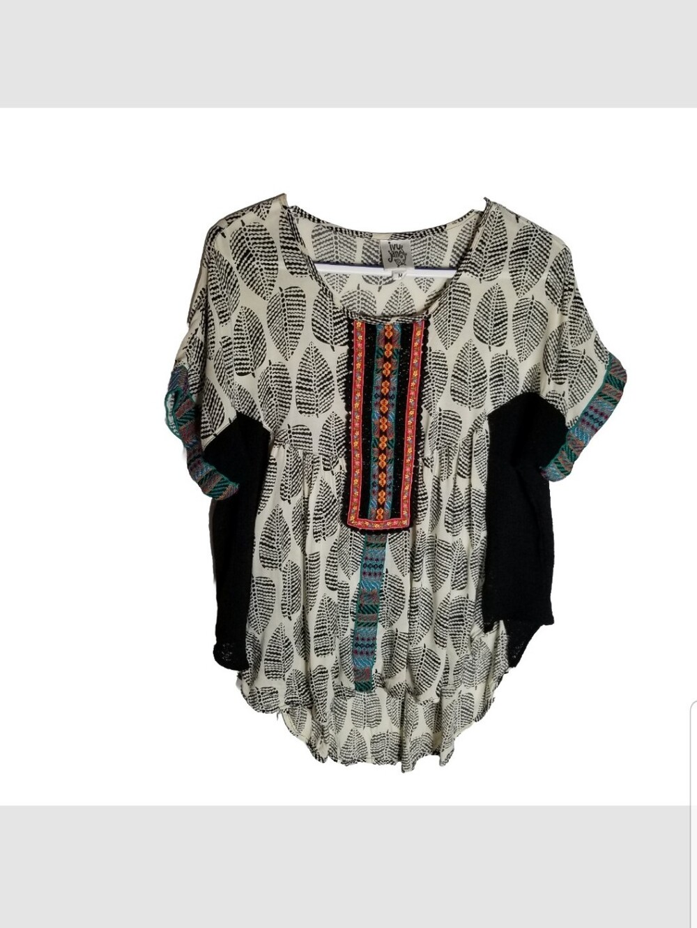 Ivy Jane Top Women's Medium Embroidered Front Contrasting Sides Floral Blouse